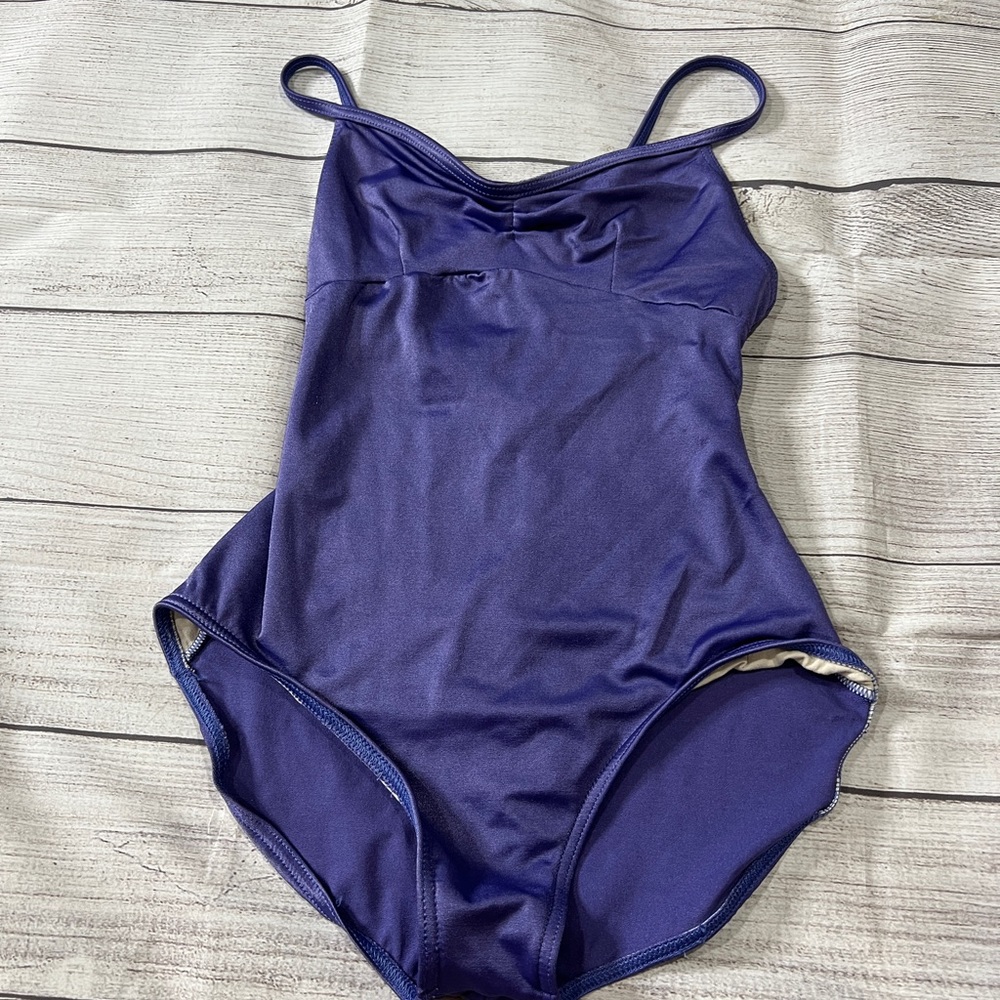 Purple crisscross back women’s dance leotard bodysuit
